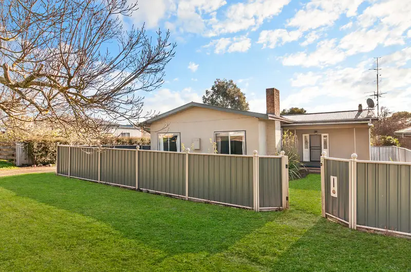 Main view of Homely house listing, 7 Eversley Street, Hamilton VIC 3300