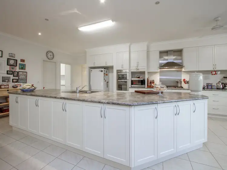 Sixth view of Homely house listing, 8 Jemma Court, Wurruk VIC 3850