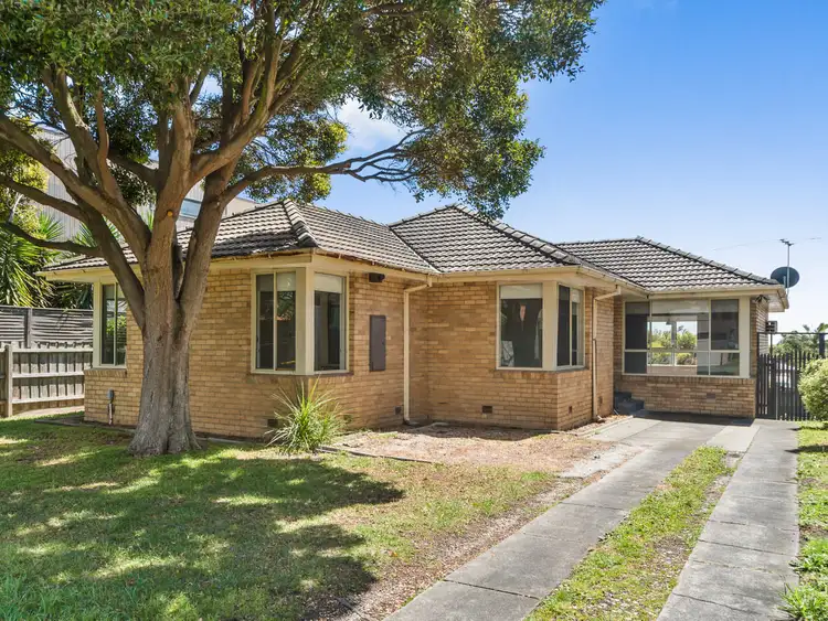 Second view of Homely house listing, 17 Gweno Avenue, Frankston VIC 3199