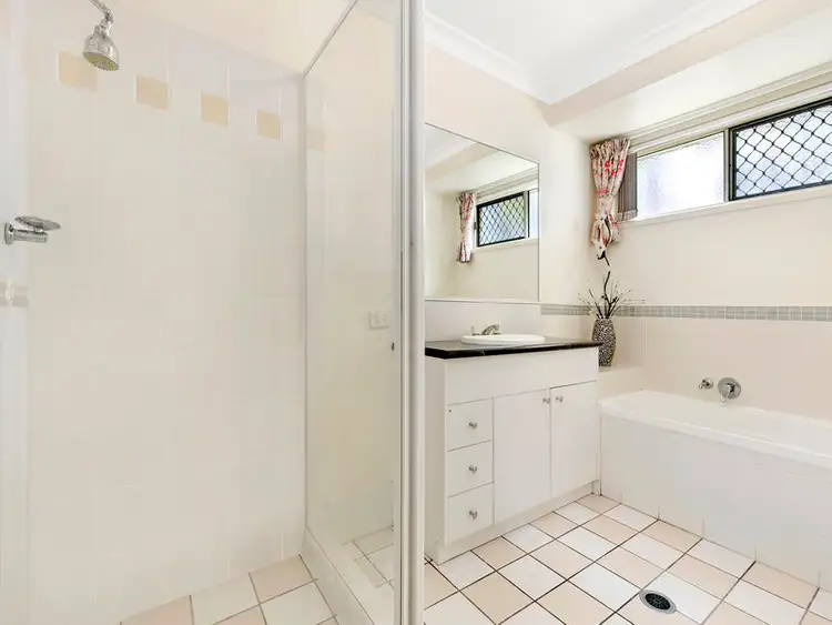 Sixth view of Homely house listing, sale 9 Conimbla Close, Parkinson QLD 4115