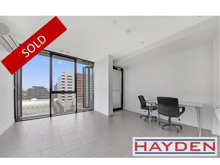 808/22 Dorcas Street, South Melbourne VIC 3205