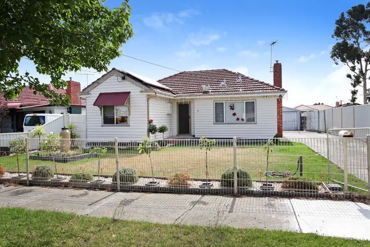 12 Prince Street, Sunshine North VIC 3020