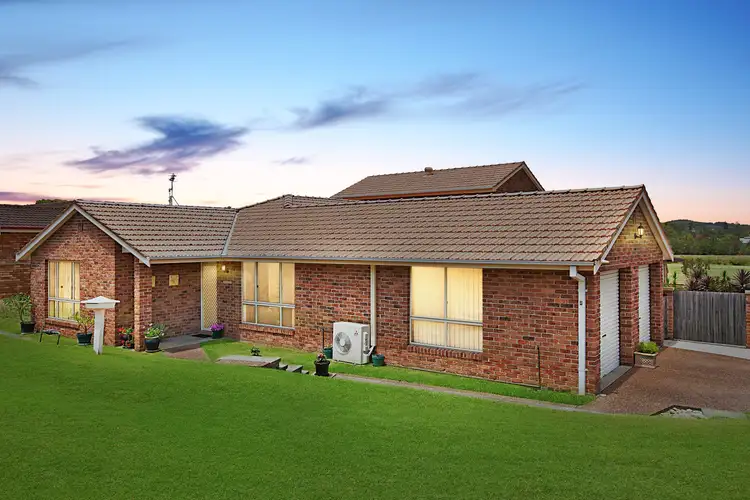2 Wasdale Grove, Lakelands NSW 2282