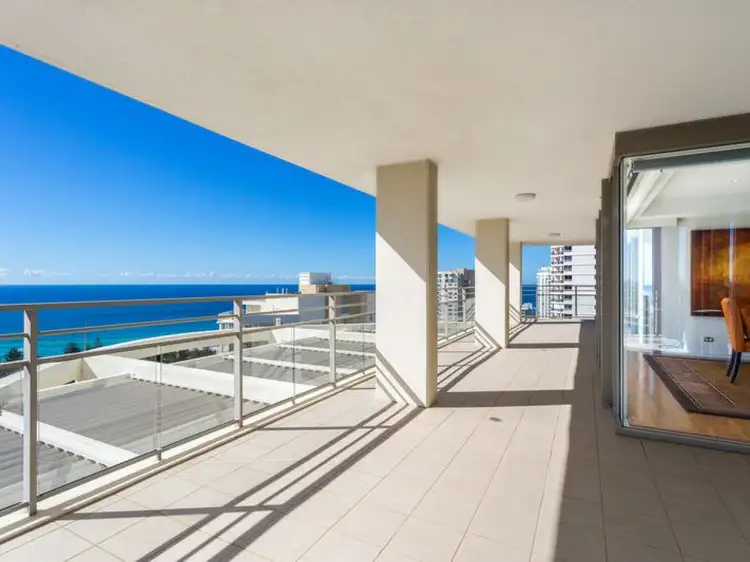 1 LENNIE Avenue, Main Beach QLD 4217