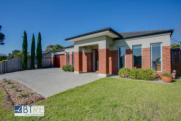 14 Mary Grove, Hastings VIC 3915