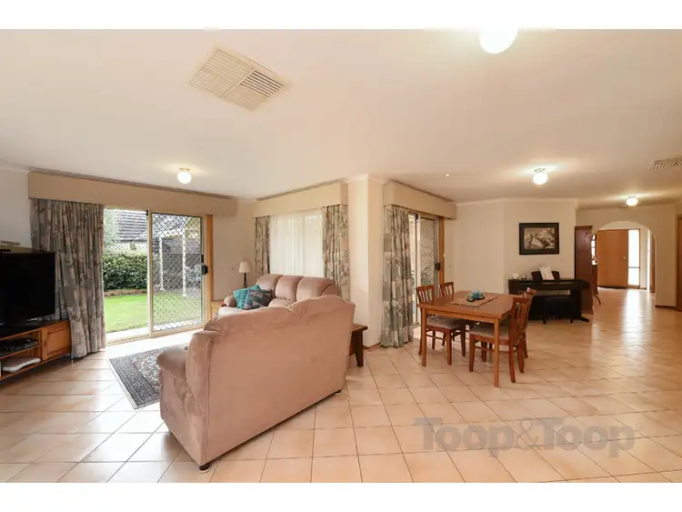 Sixth view of Homely house listing, 2 Dover Court, Dover Gardens SA 5048