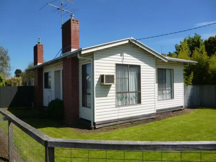 Second view of Homely house listing, 4 Wall Street, Camperdown VIC 3260