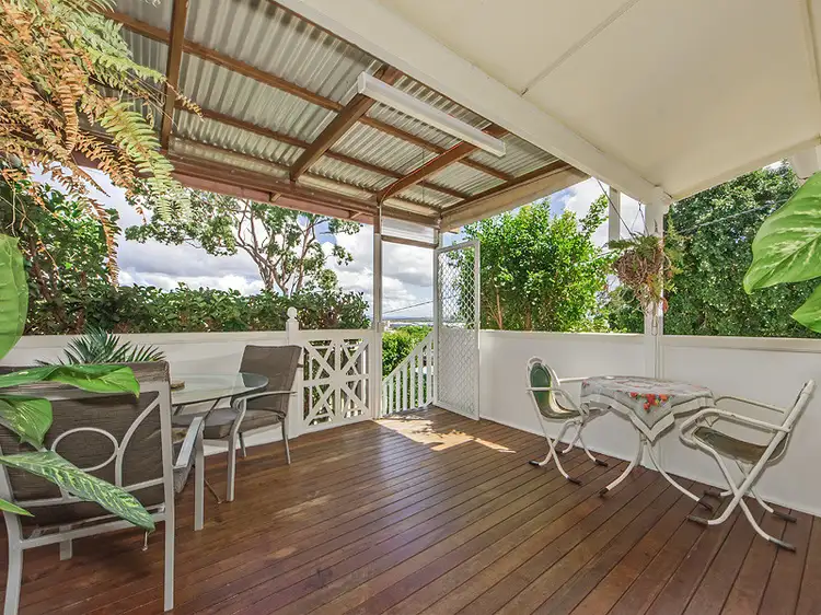 365 Seventeen Mile Rocks Road, Oxley QLD 4075