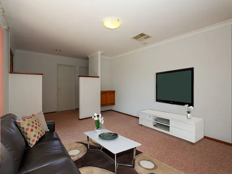 Seventh view of Homely house listing, 15 Ranford Loop, Kardinya WA 6163