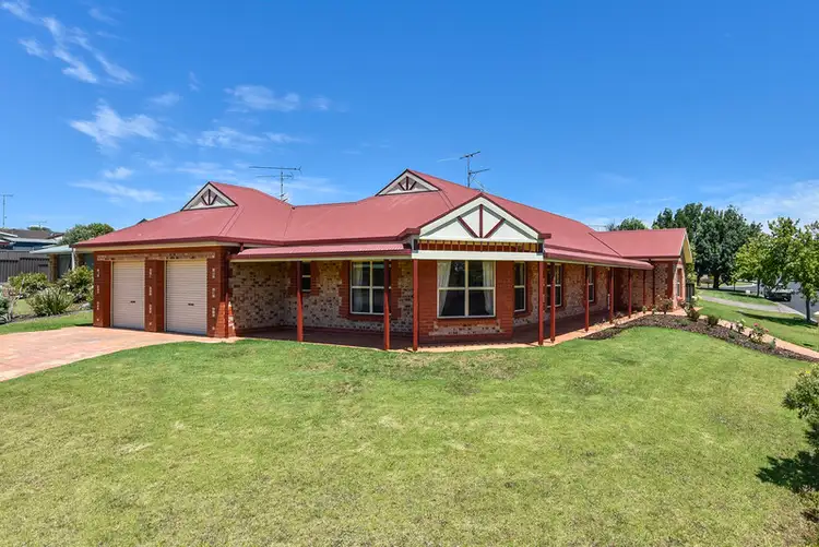 Second view of Homely house listing, 10 Flinders Terrace, Mount Gambier SA 5290
