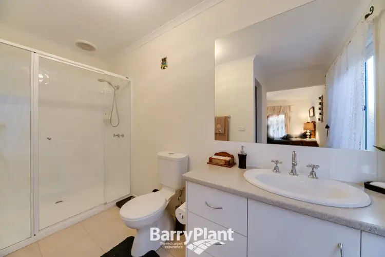Fifth view of Homely house listing, 11 Tatterson Court, Warragul VIC 3820