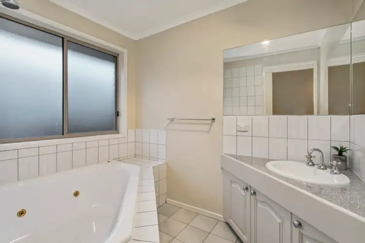Fifth view of Homely house listing, 26 Tamarisk Road, Narre Warren VIC 3805