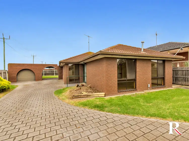 12 Ashleigh Crescent, Bell Park VIC 3215