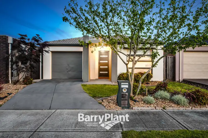 Main view of Homely house listing, 8 Field Street, Pakenham VIC 3810