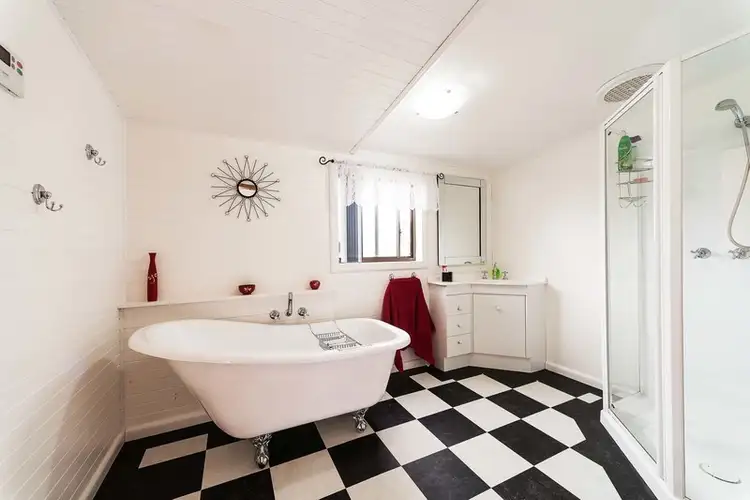 14 Henry Street, Upper Burnie TAS 7320
