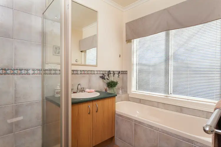 Fifth view of Homely unit listing, 243 Heatherhill Road, Frankston VIC 3199