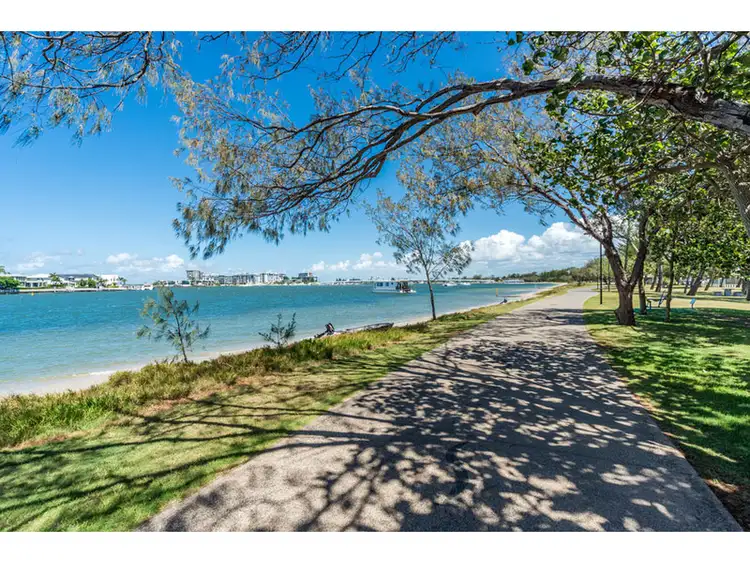 Fifth view of Homely semi-detached listing, 2/17 Drake Avenue, Paradise Point QLD 4216