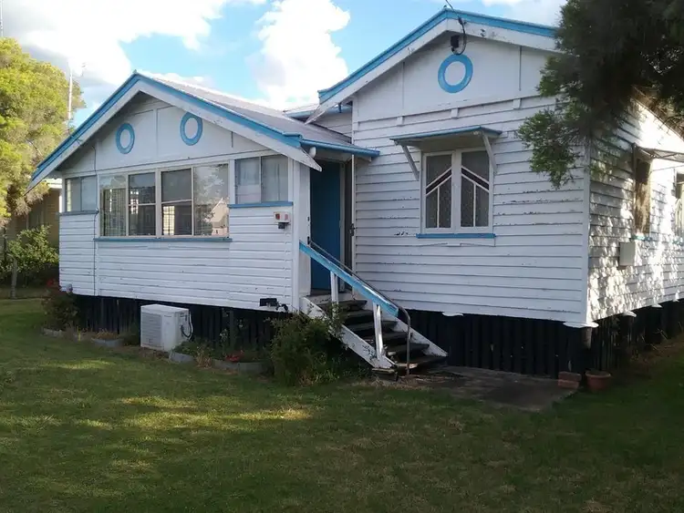 81 East Street, Clifton QLD 4361