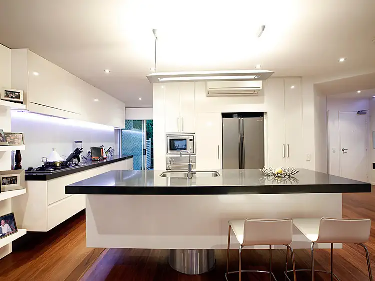 Third view of Homely apartment listing, 15 Vernon Terrace, Teneriffe QLD 4005