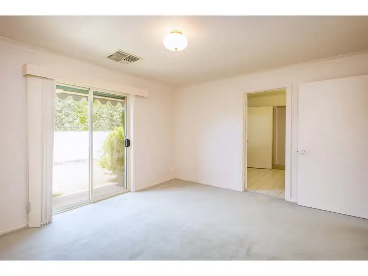 Sixth view of Homely unit listing, 2/16 Saville Avenue, Lavington NSW 2641