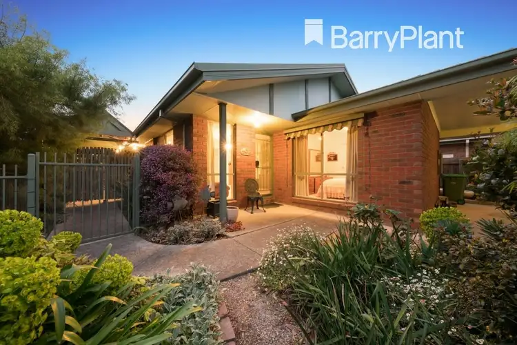 12 Conrad Court, Pakenham VIC 3810