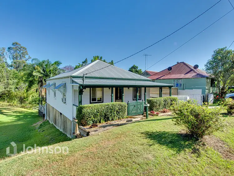 8 Mary Street, Blackstone QLD 4304