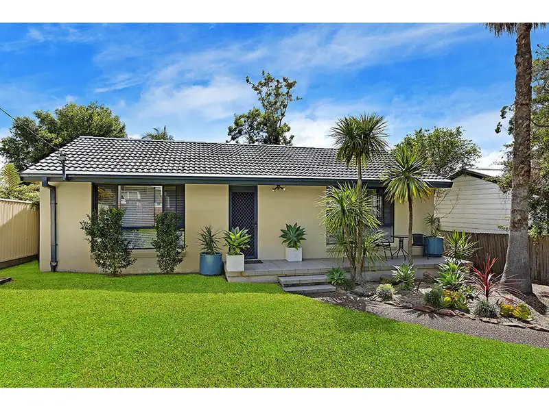 Main view of Homely house listing, 23 Gladys Avenue, Berkeley Vale NSW 2261