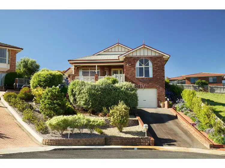 9 Pengali Place, Devonport TAS 7310