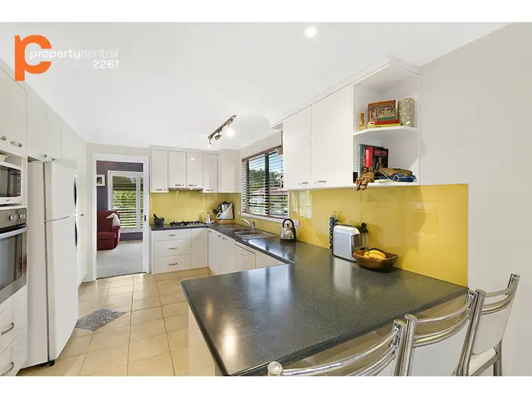 Fifth view of Homely house listing, 30 Colleen Street, Berkeley Vale NSW 2261