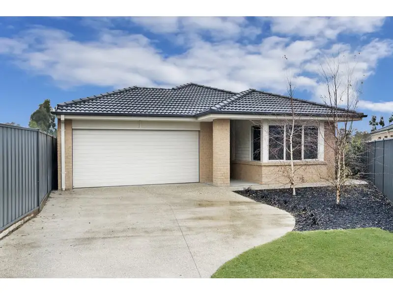 Main view of Homely house listing, 5 Casina Court, Epsom VIC 3551