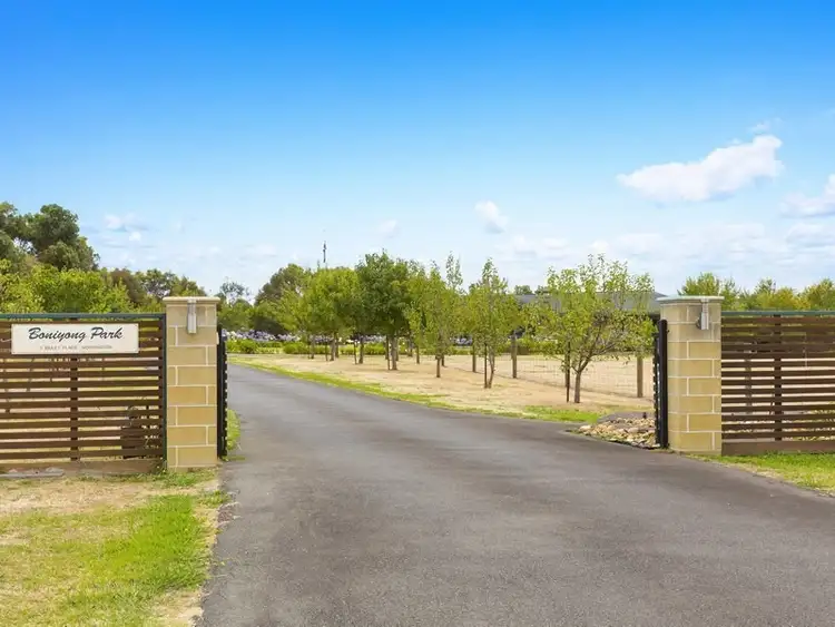 Fourth view of Homely house listing, 5 Bailey Place, Mornington VIC 3931