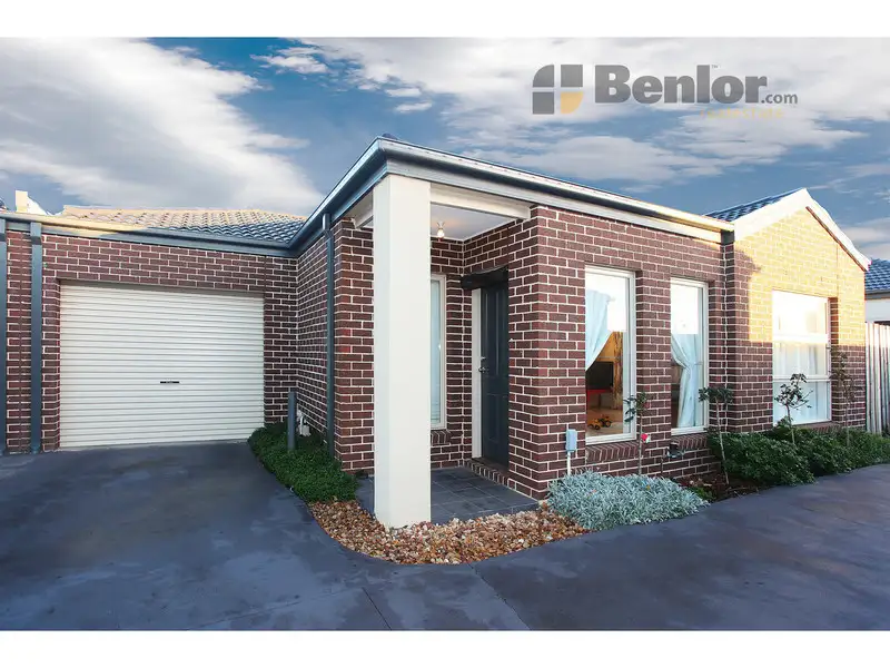 Main view of Homely unit listing, 2/13 Redrobin Road, Truganina VIC 3029