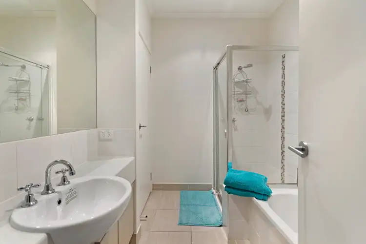 Sixth view of Homely unit listing, 2/7 Oban Street, Frankston VIC 3199