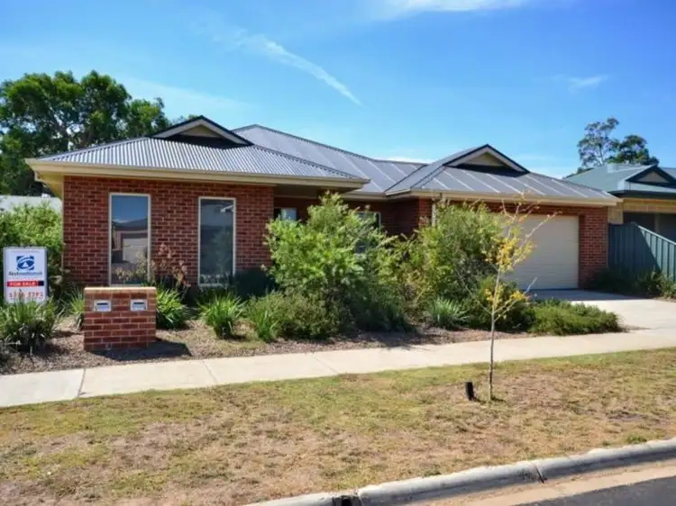 Main view of Homely townhouse listing, 4/77-79 Cambridge Drive, Mansfield VIC 3722