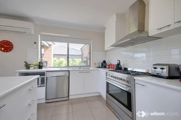 Third view of Homely house listing, 5 Rowley Close, Rosedale VIC 3847