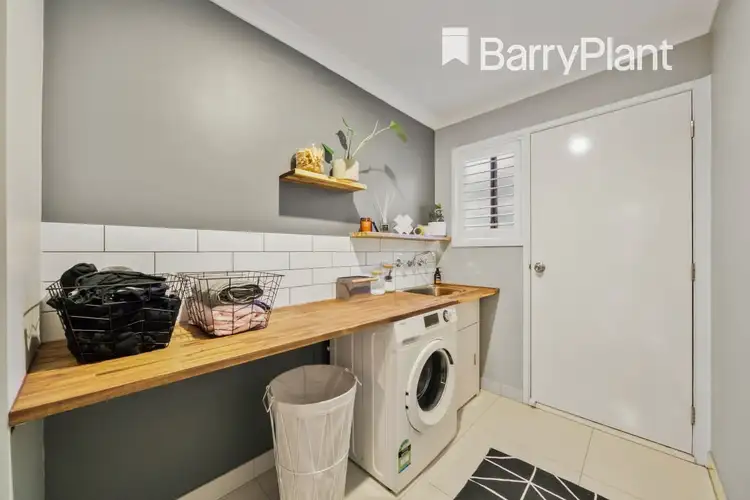 Fourth view of Homely house listing, 21 Edenbrook Circuit, Pakenham VIC 3810