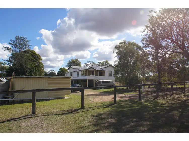 5 Fleur Crescent, Lockyer Waters QLD 4311