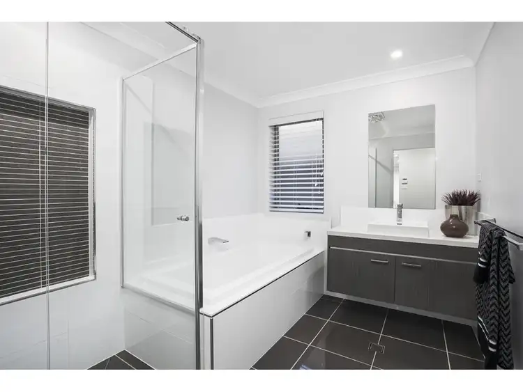 Sixth view of Homely house listing, 54 Easton Avenue, Spring Farm NSW 2570