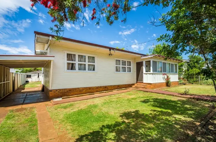 2 Henderson Street, Newtown QLD 4350