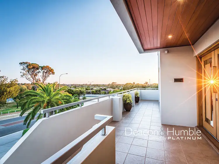 Second view of Homely house listing, 5 Ensign Way, Beldon WA 6027