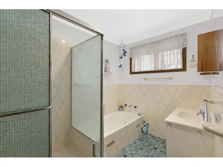 Sixth view of Homely house listing, 9 Highclere Street, Bateau Bay NSW 2261