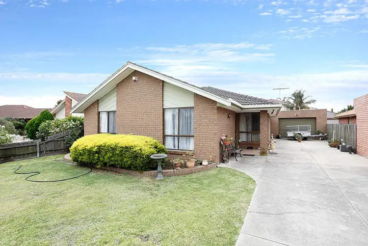 27 Plymouth Close, Sunshine North VIC 3020