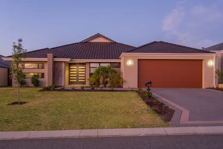 13 Dianella Road, Hammond Park WA 6164