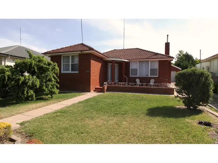 222 Durham Street, Bathurst NSW 2795