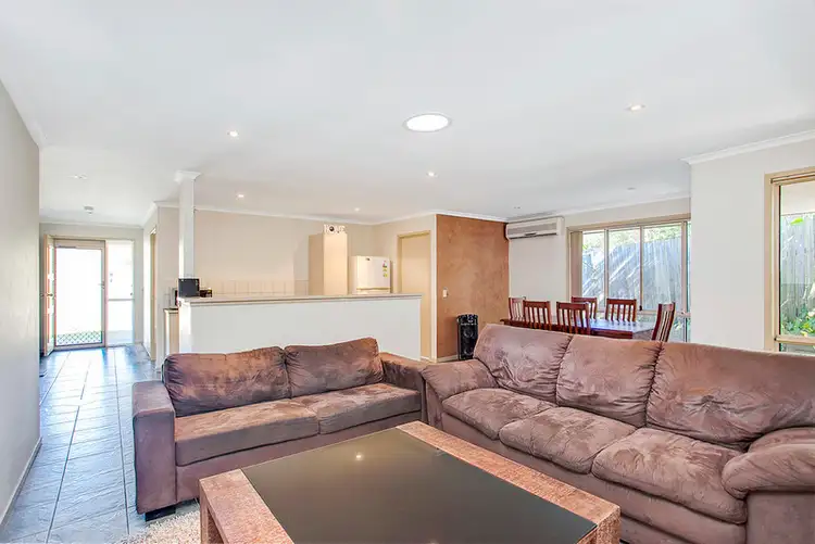 Sixth view of Homely house listing, 2 Lauder Court, Highland Park QLD 4211