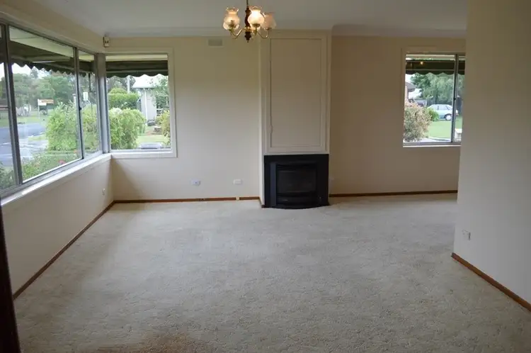 Fourth view of Homely house listing, 2 John Crescent, Colac VIC 3250