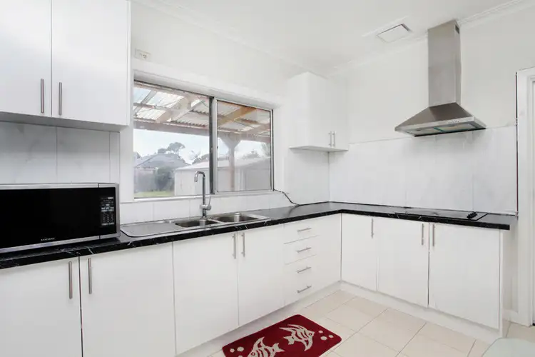 Sixth view of Homely house listing, 2 Brooker Court, Sunshine North VIC 3020