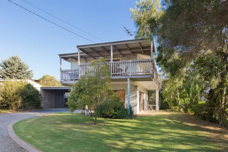 5 McRae Avenue, Cowes VIC 3922