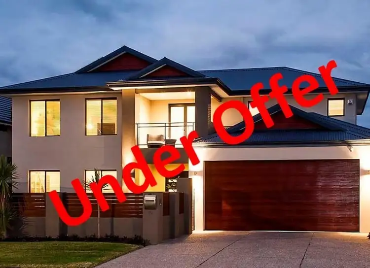 16 Whitehorses Drive, Burns Beach WA 6028