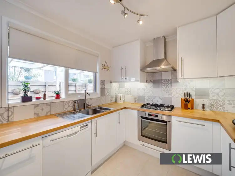 Second view of Homely villa listing, 7 Casuarina Court, Pascoe Vale VIC 3044